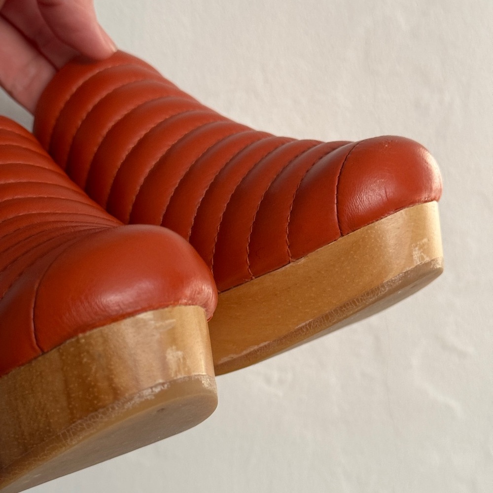 BEKLINA Ribbed Clog - Picture 7 of 7